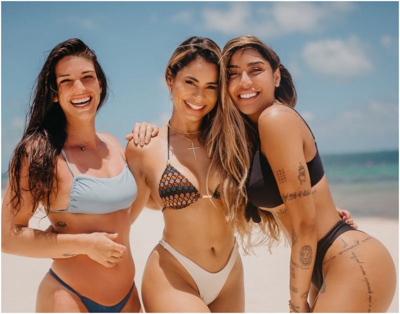 Макензи Дърн туърква с известна бразилка певица