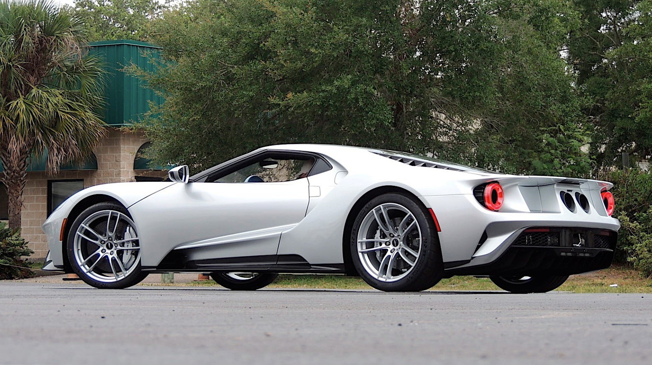 2017 Ford GT (3)