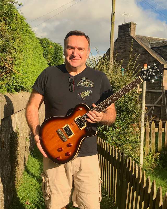 37B9C4A7-CCB9-448D-9EAB-05497B449211