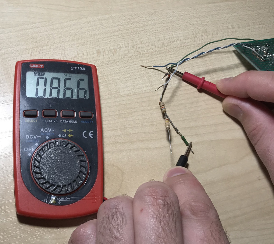 E79CF34E-EFD3-4059-88D2-312188416D30