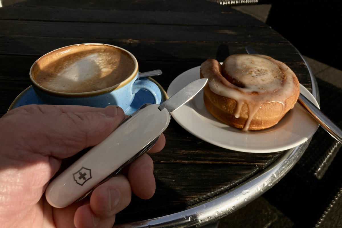 EF6B4B55-874B-481E-97FE-2E64A2598054