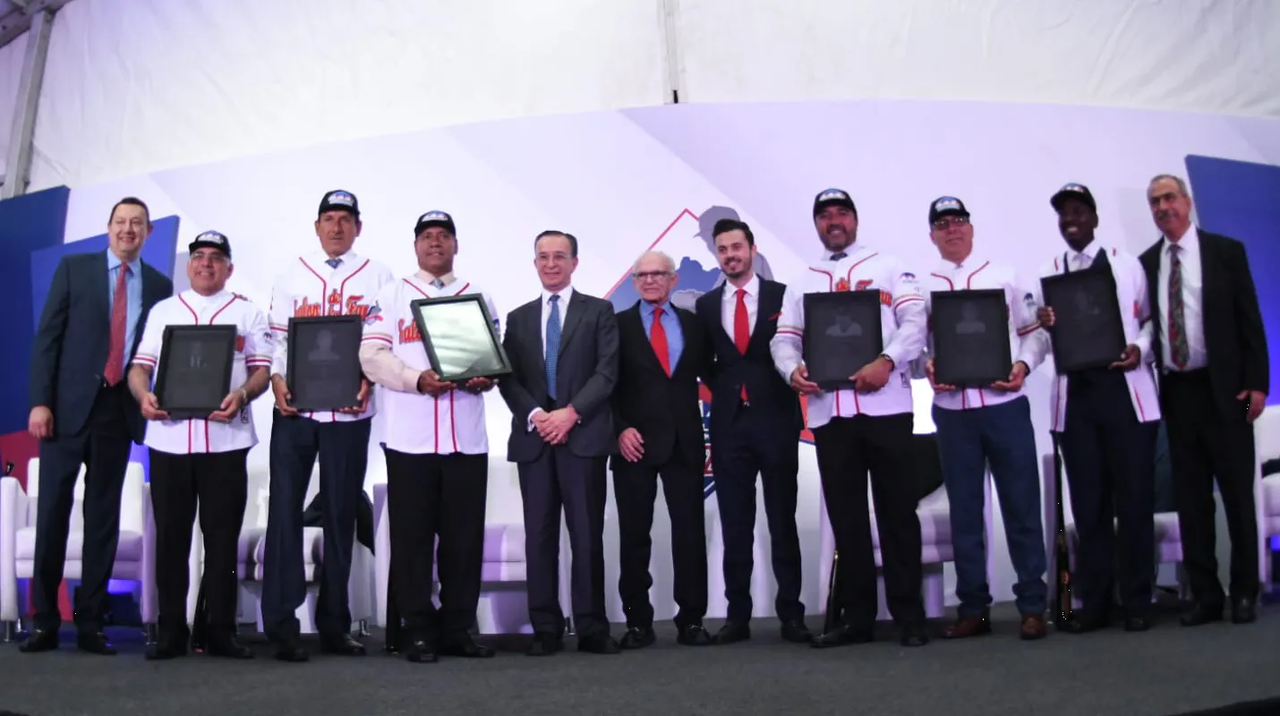 Siete inmortales ingresan al Salón de la Fama del Beisbol Mexicano