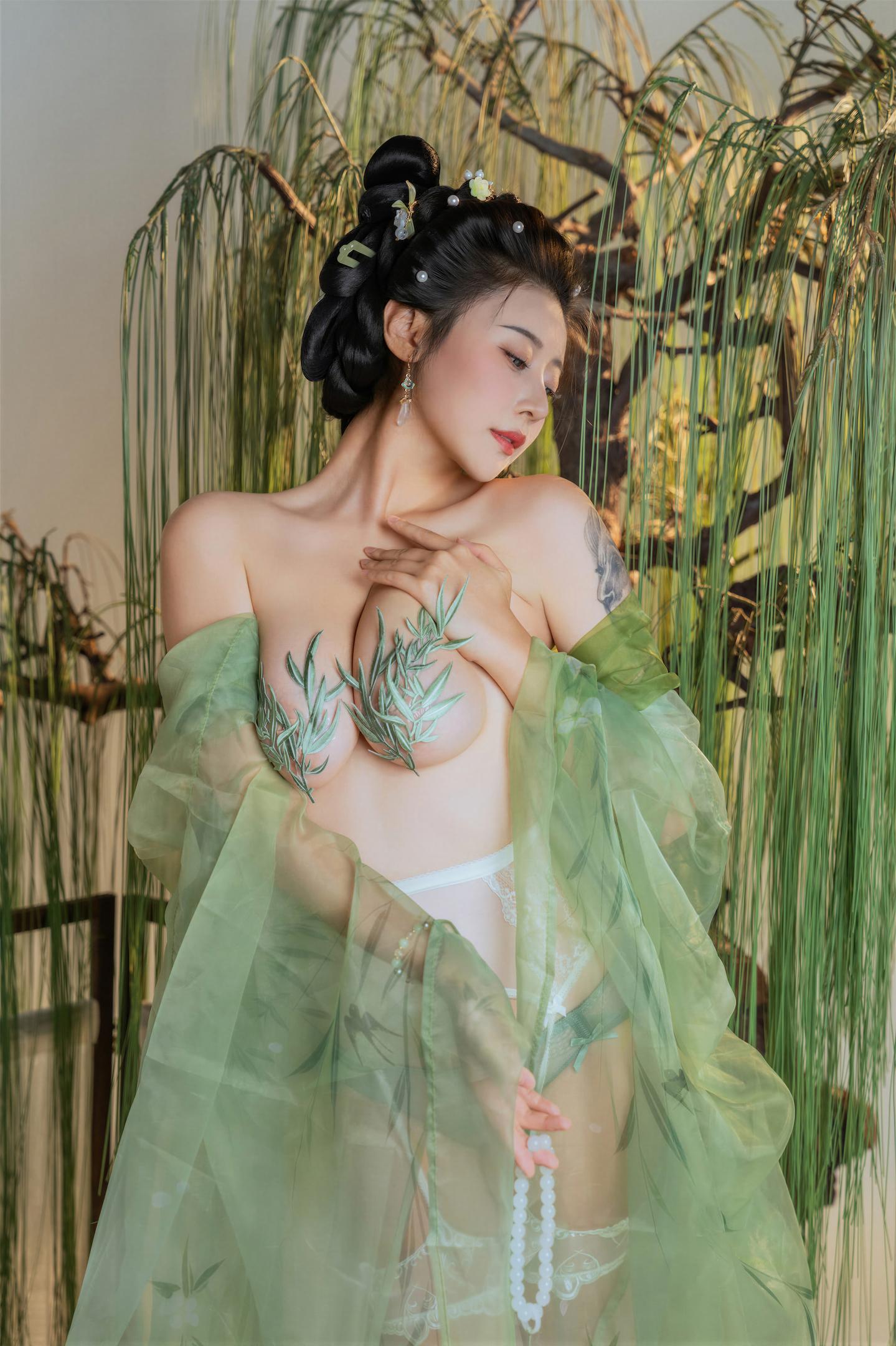 奈汐酱nice NO.030 拾翠 68