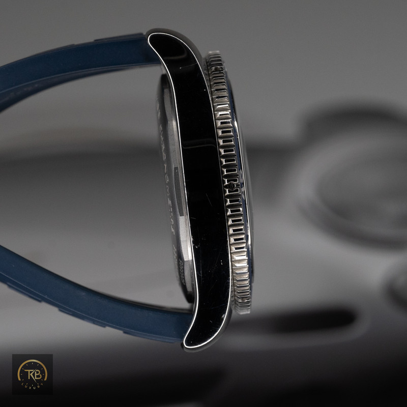 Breitling SuperOcean 42 - Image 6