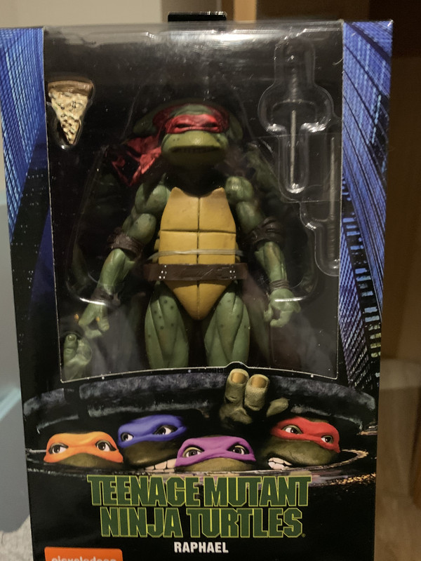 E7E7B10F-891B-4EFA-BE18-21D83454F3B3