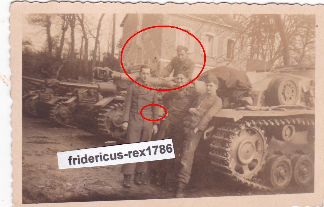 Foto elitesoldaten Sturmgeschütz 1.Stug Abt der 1.Pz Div Frankre