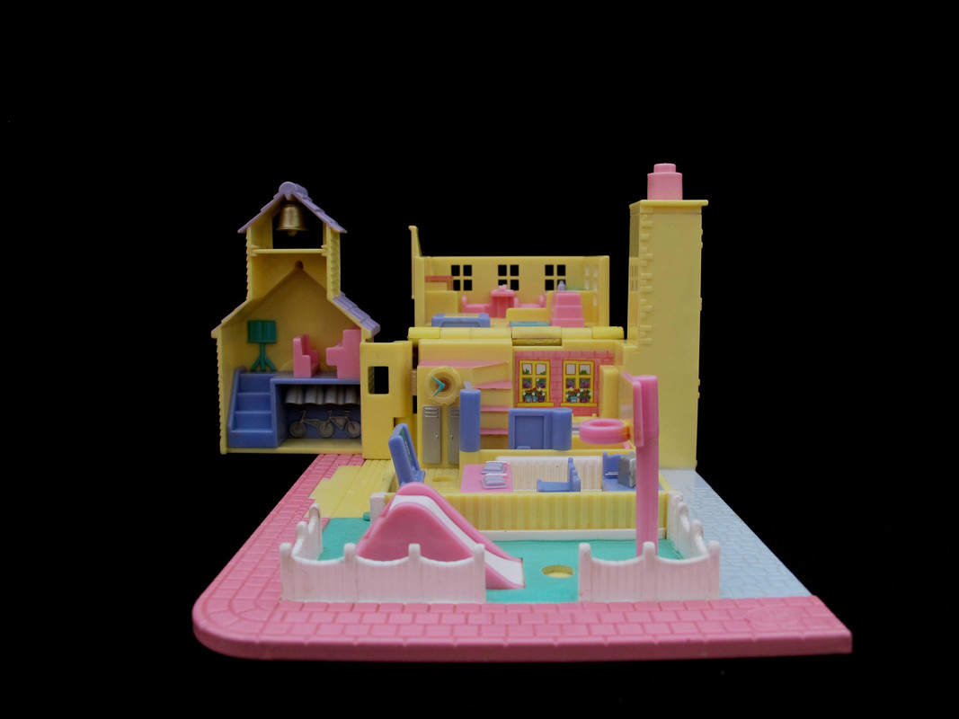 1993 Schoolhouse Polly Pocket (3)