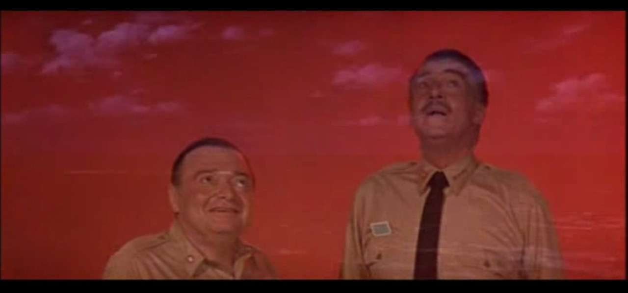 La cravate de la mort rouge Roger Cormand 1958