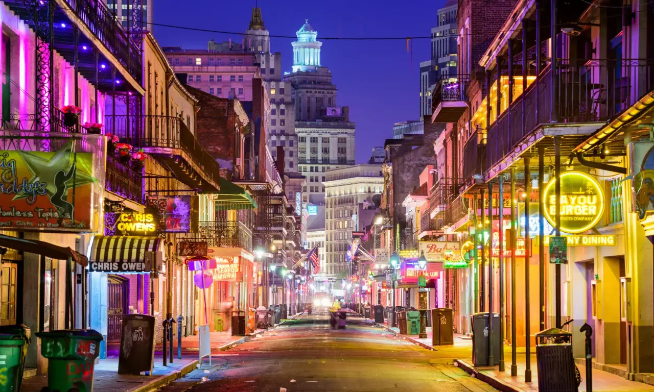 https://i.postimg.cc/CMmyxwk5/airbnb-new-orleans-louisiana-cottages-apartments-lofts-shotgun-houses-historic-homes-mansions-villas.webp