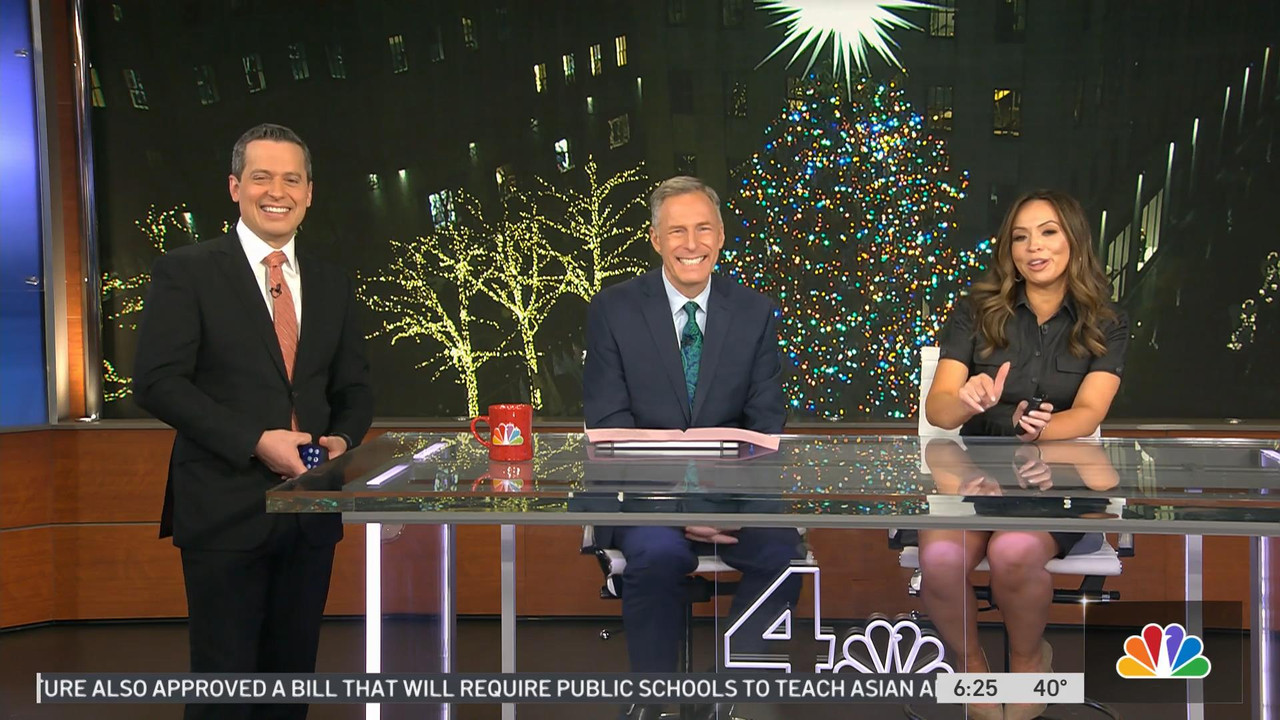 12.22 - 10.00.00 - Today in New York. Newsmagazine program offers a m....ts_snapshot_25.15_[2021.12.