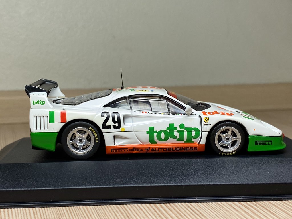 EA6A9049-3C39-42D1-8481-C594D630CA76