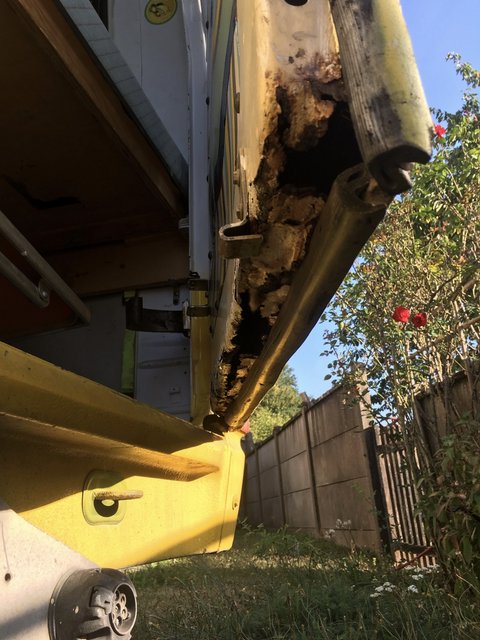 AD41CBFB-88A5-4614-AC3C-958E8292AC1F_1_105_c