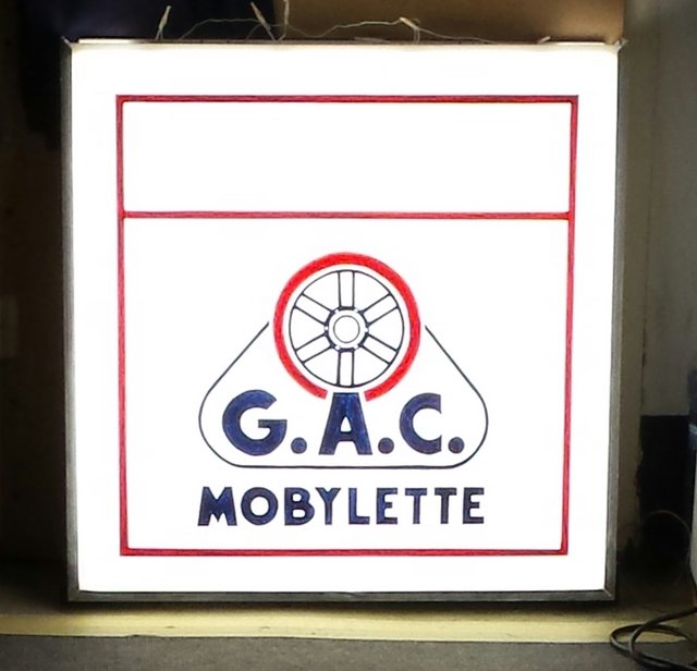 cartel luminoso taller Mobylette G.A.C. 20200906-130642-1
