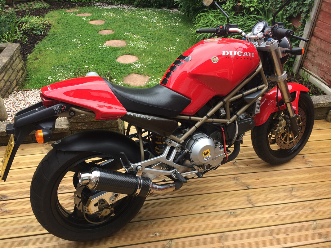 33F309F8-B22B-41FF-99F2-3FB77E15C611