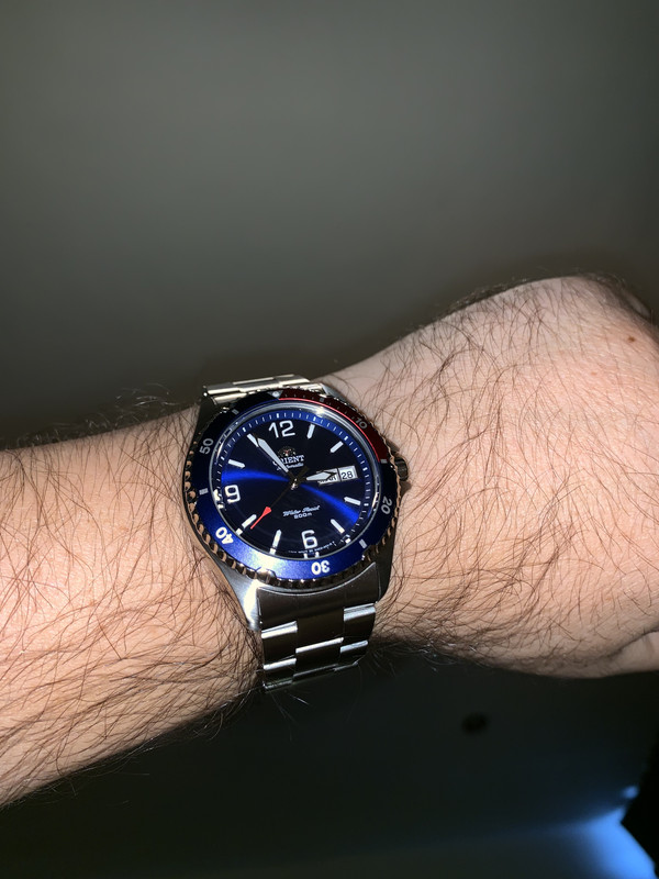 1864FFE2-DA50-4BB6-8652-EAEE04A97C3F