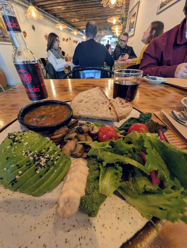 645079467 25576066182093011 2479635495838085506 n