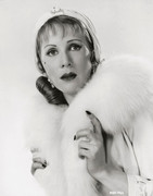 Julie-Harris-b15
