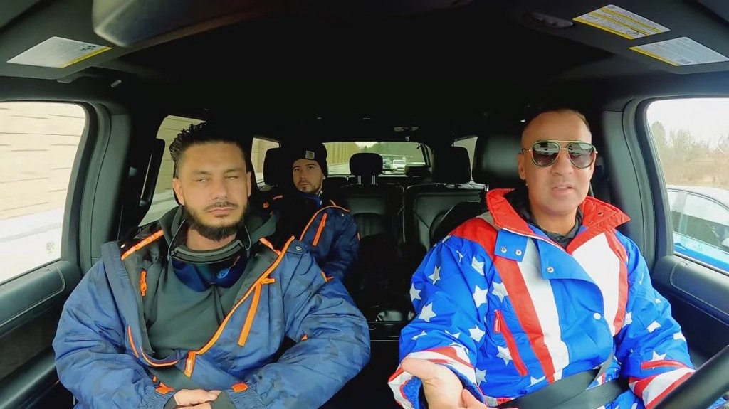 [Image: y8y8g4npgxp4.jpg]