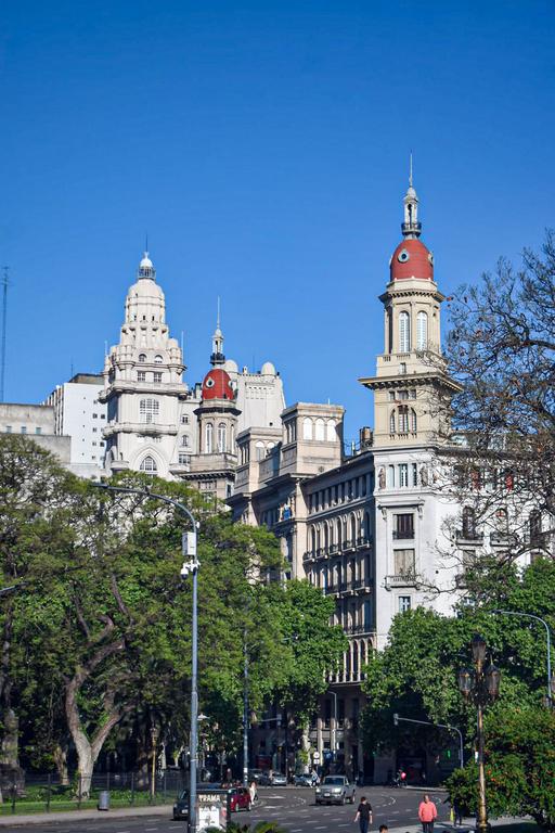 В джазе только девушки или аргентинско-бразильский калейдоскоп В джазе только девушки или аргентинско-бразильский калейдоскоп