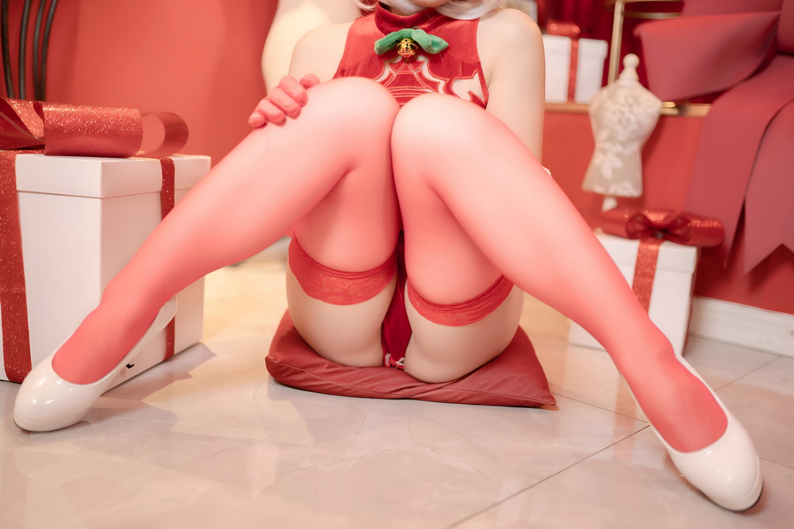 Bangni邦尼 – 圣诞尼尔 红裙御姐 Cosplay 写真集（132P-3V-966MB）插图1