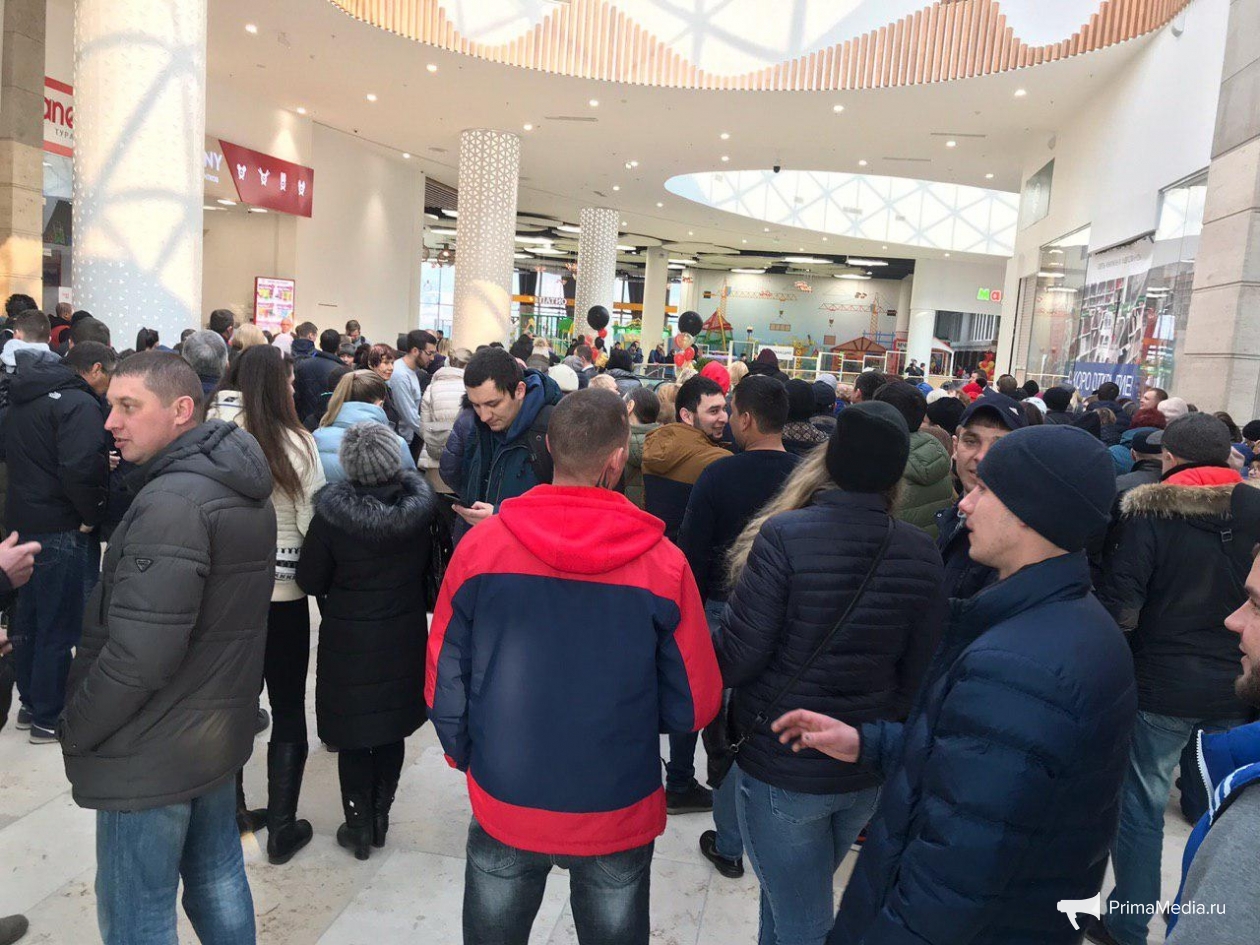 работа торговых центров владивосток