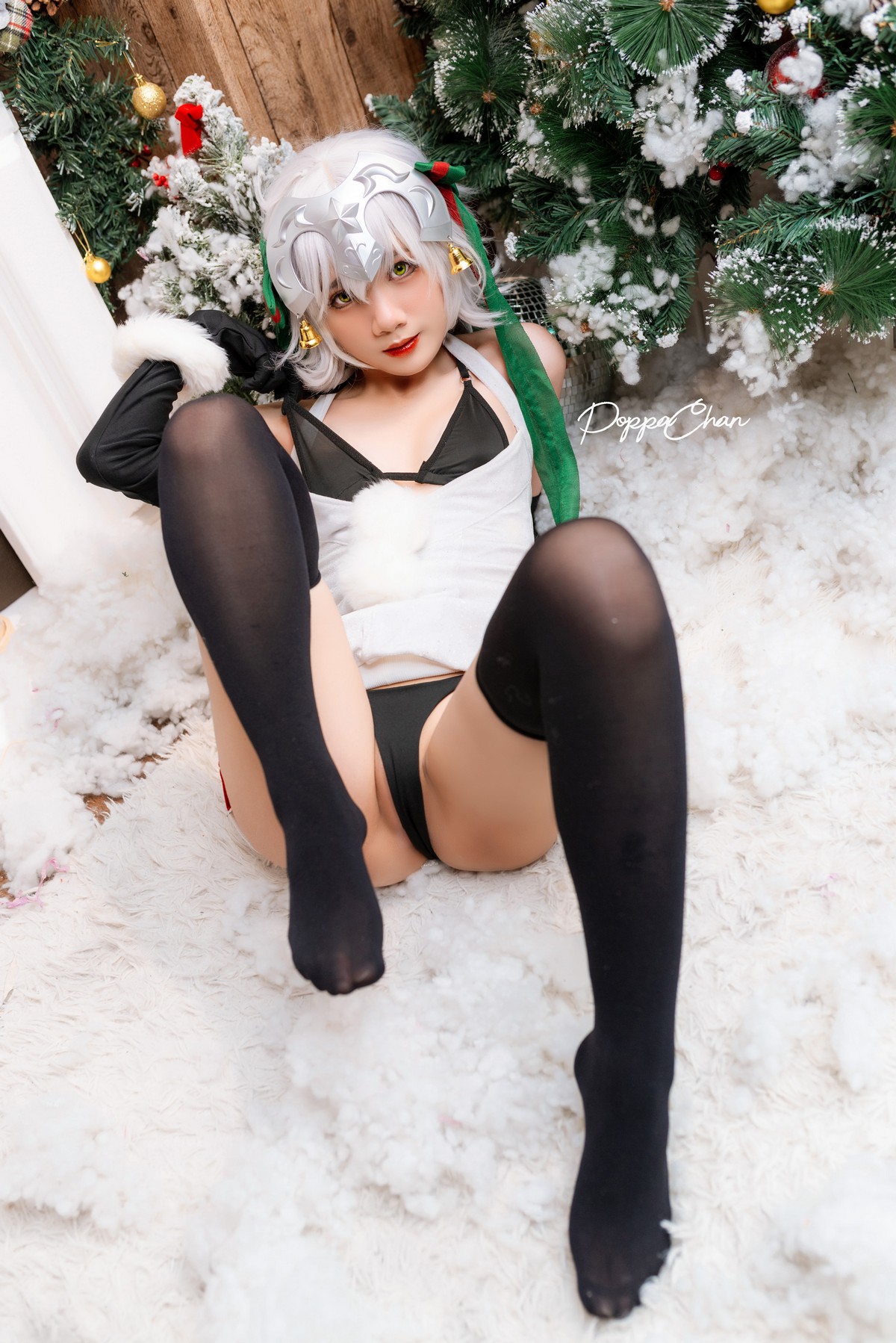 PoppaChan Jeanne Alter Santa Lily Cosplay (FGO) – 26 Photos 4 Videos 139MB插图3