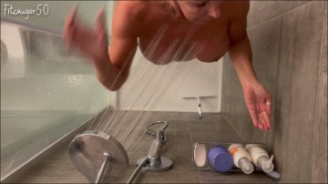 [Image: Voyeur50165105633.jpg]
