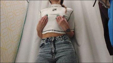 [Image: Voyeur35925142927.jpg]