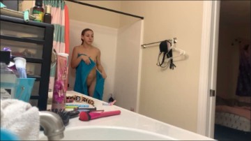 [Image: Voyeur35175153043.jpg]