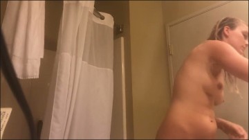 [Image: Voyeur15645093711.jpg]