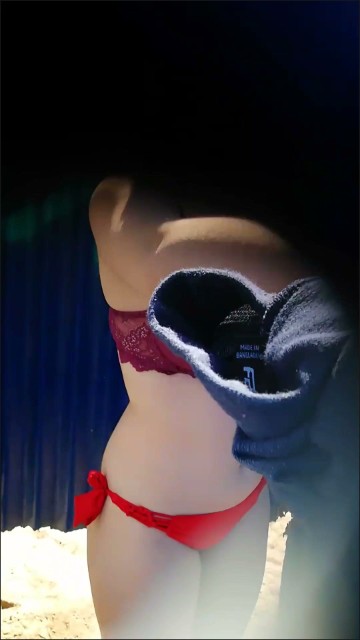 [Image: Dressing81955515145020260428.jpg]