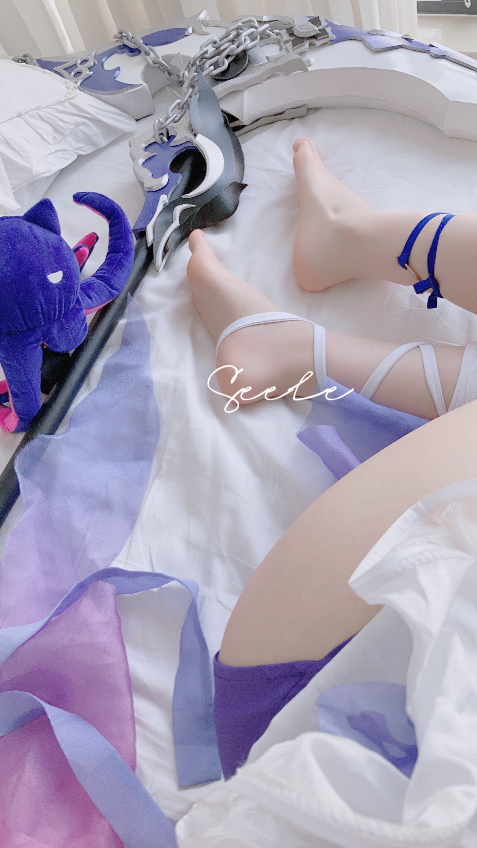 Seele麦麦彼岸浪花 Cosplay｜经典希儿海边高清写真（82P-460MB插图