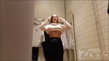 [Image: Voyeur25665100030.jpg]