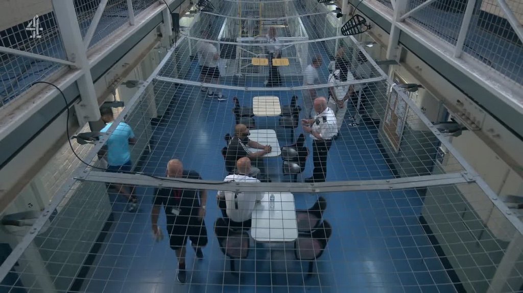 [Image: pg3v9cly31kx.jpg]