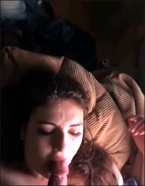 [Image: Cumshots7779014807.jpg]
