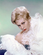 kim-novak-472