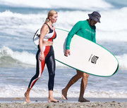 Ivanka-Trump-Surf-Lesson-Costa-Rica17