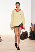 00004-loewe-spring-2026-ready-to-wear-credit-gorunway