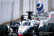 TEMPORADA - Temporada 2001 de Fórmula 1 - Pagina 2 David-coulthard-mclaren-mp4-16-1