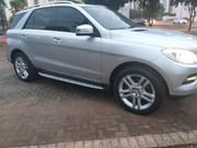 W166 ML 350 2012/2013 SPORT 4X4 V6 GASOLINA  R$ 135.000,00 Mercedesbenz-ml-350-3-5-blueefficiency-sport-4x4-v6-gasolina-4p