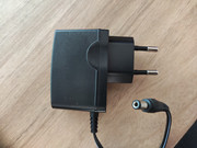 tp-link_archer_c20(EU)_v5-power_supply_and_barrel_plug