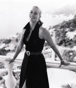 Cybill-Shepherd-b66