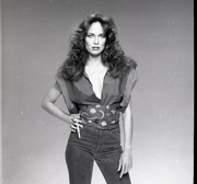 Catherine-Bach-mb13