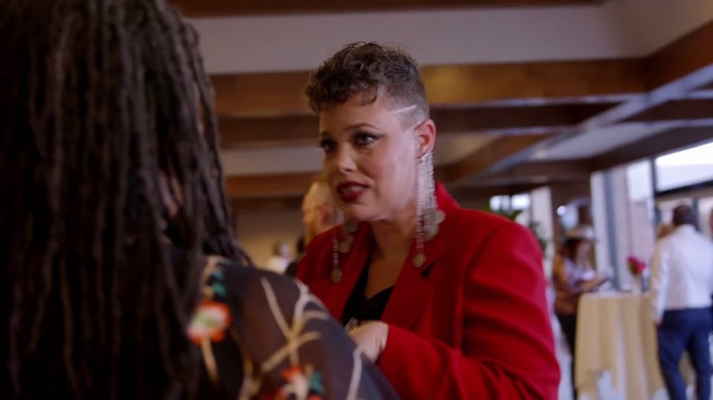 [Image: bb2esu9i6hz3.jpg]