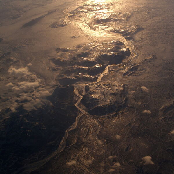 [Image: hrziwuqo5335.jpg]