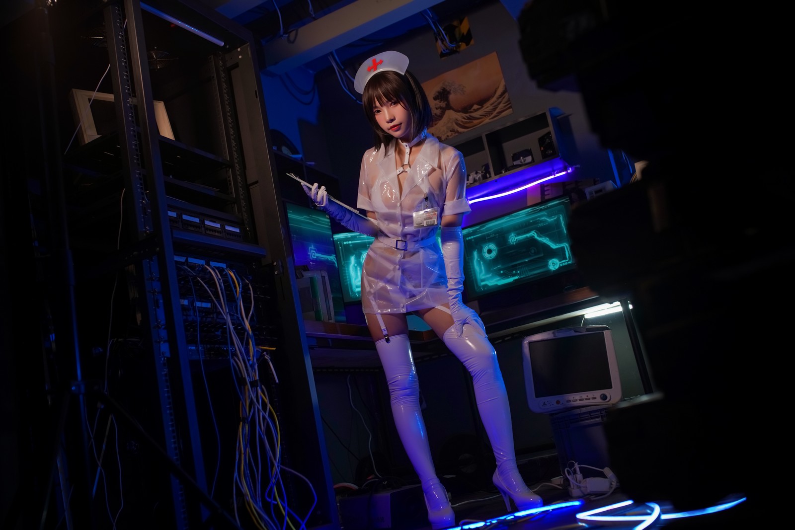 Neko-薇薇 透明护士 Cosplay 高清写真图集（51P｜434MB）插图