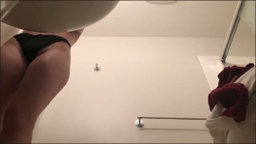 [Image: Voyeur53485114346.jpg]