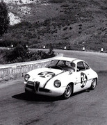  1965 International Championship for Makes - Page 3 65tf36-Alfa-Romeo-Giulietta-SZ-M-Battista-A-Monaco-1