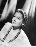 joan-fontaine-b12