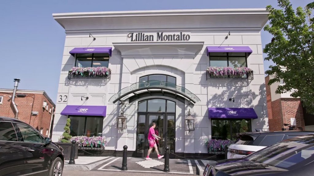 [Image: b9p72d3ggcwu.jpg]